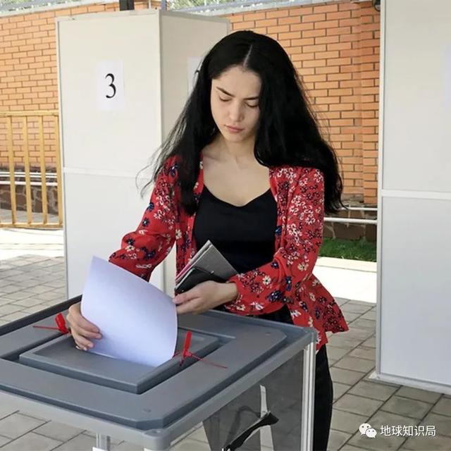 阿扎尔自治共和国，格鲁吉亚是哪个国家（想公投并入俄罗斯）