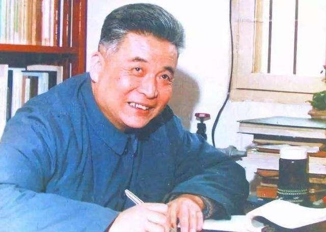 中国第一颗原子爆炸时间，中国第一颗原子弹爆炸时间是（中国第一颗原子爆炸时间和历史意义）