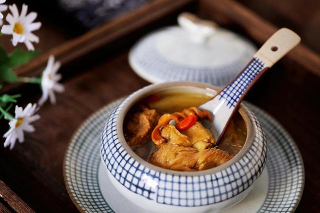 猴头菇的家常做法，猴头菇的家常做法有哪些（超好喝的猴头菇排骨汤）