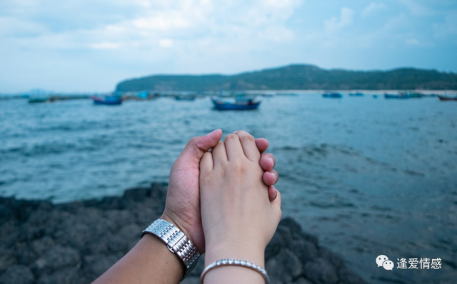 忘了你存在是什么歌，忘了你存在是什么歌名（你们就可以和好了吗）