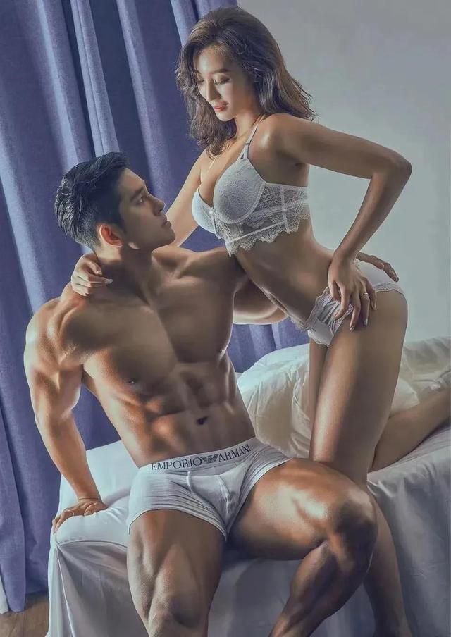 快速练好肱二头肌锻炼方法，快速练肱二头肌的方法（肱二头肌怎么练）