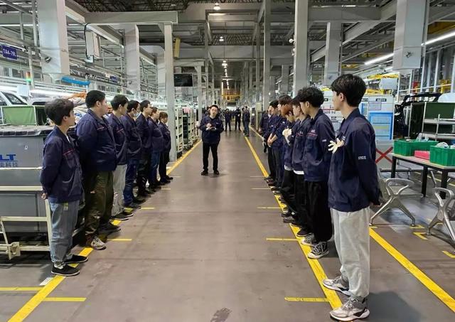 重庆电信职业学院，重庆电信职业学院招生专业、收费标注（走近汽车与智能制造工程学院丨电讯院系巡礼）