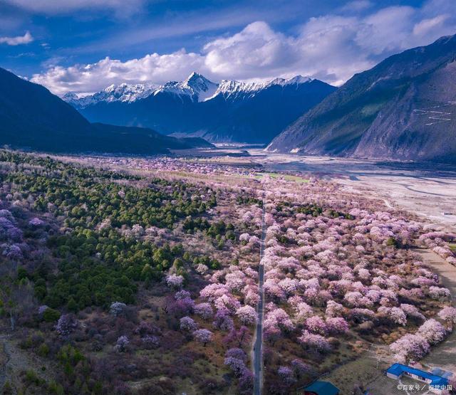 林芝旅游攻略，因为它有无与伦比的山水背景