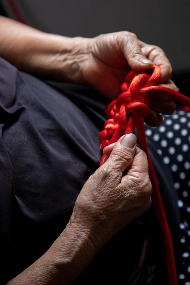 如何画好中国结，中国结怎么画才好看（红绳巧手承包全球华人的“新年气氛组”）