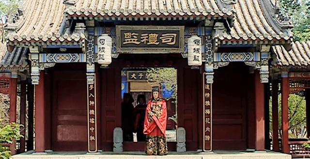 古代的宦官就是太监吗，汉、唐、明三朝太监有何不同