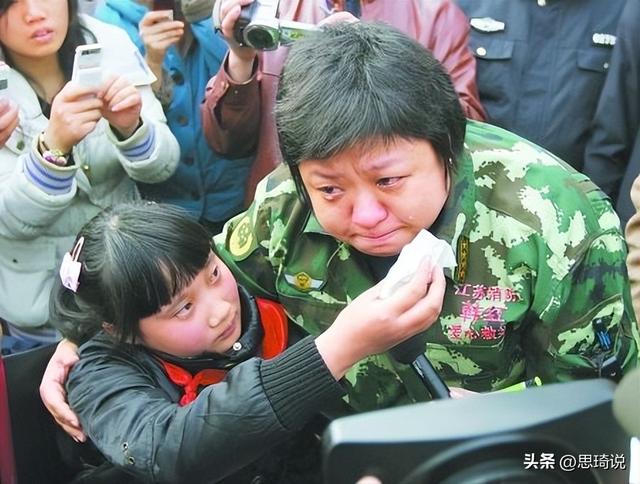 16岁的潘子灏,潘子灏被举起来的图片(因此我看不得人间疾苦)
