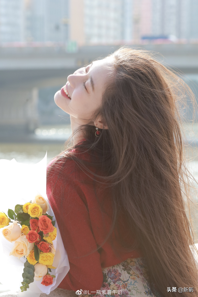 个性妩媚头像女，一点小性感 一点小妩媚微信（随便一张都是会被美少女们拿来做头像的程度）