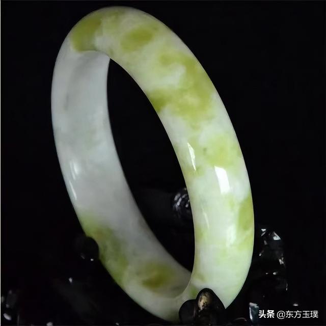 蓝田玉的鉴别方法，最养人的三种玉（想买蓝田玉 应该怎么挑选）