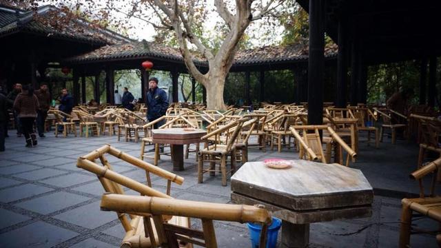 幽默有趣的对联，10条有趣的对联（谐趣幽默的2副精品对联）