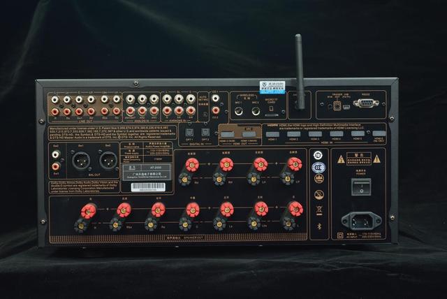 发烧音响功放，发烧音响功放板怎么样（不输日系的发烧影院和唱K二用旗舰功放）