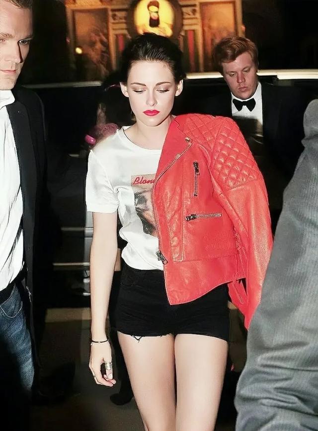 if姐是什么梗，if姐是什么梗[翻白眼]（她的逆袭，从“塌房”开始）