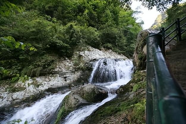 井冈山旅游景点介绍，井冈山旅游攻略（井冈山5大旅游景点）