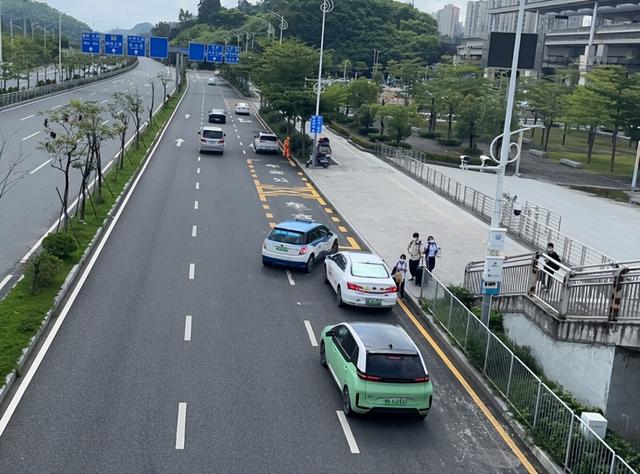 深圳坪山高铁站，深圳14号地铁哪个站离坪山高铁近