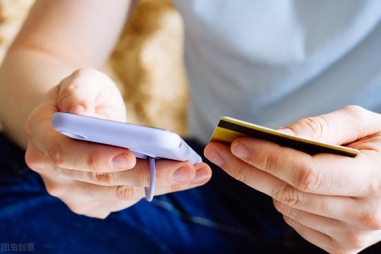 bin是什么意思，英语bin是什么意思（银行工作人员：作用很大）