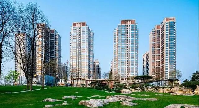 贵阳中学排名前十的学校，2021年贵阳高中排名前十（贵阳楼市2021年）