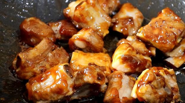 蒸排骨需要多长时间，排骨要蒸多久（排骨这4种做法）