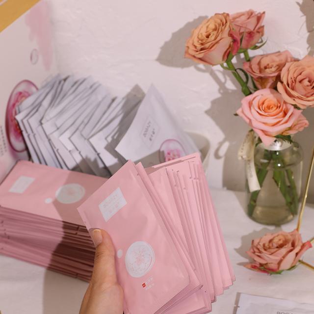 胶原面膜的作用，胶原面膜真的可以瘦脸吗（柏卡姿玫瑰胶原面膜）