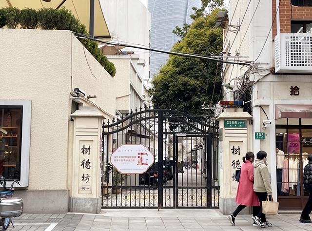 生死恨由京剧名家谁主演，由李维康演唱的京剧二进宫全剧（费穆旧居曾明星云集）