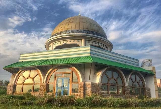 民族的主要特征是什么，民族特征属于什么（但你知道他们最具特色的建筑特色是什么吗）