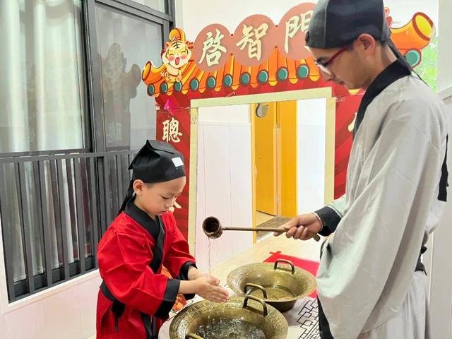 开笔礼祝愿孩子的话，开笔礼家长寄语（诺亚舟森林幼儿园大班开笔礼）