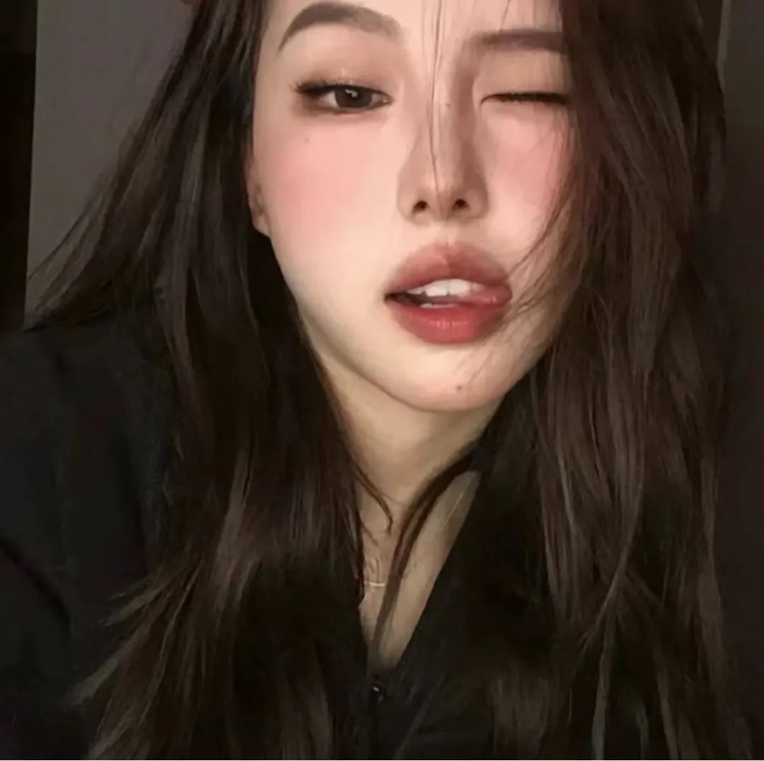 像素风少女心小图标个性土酷女生头像微信，像素风少女心小图标个性土酷女生头像（男生最心动的4种头像类型）