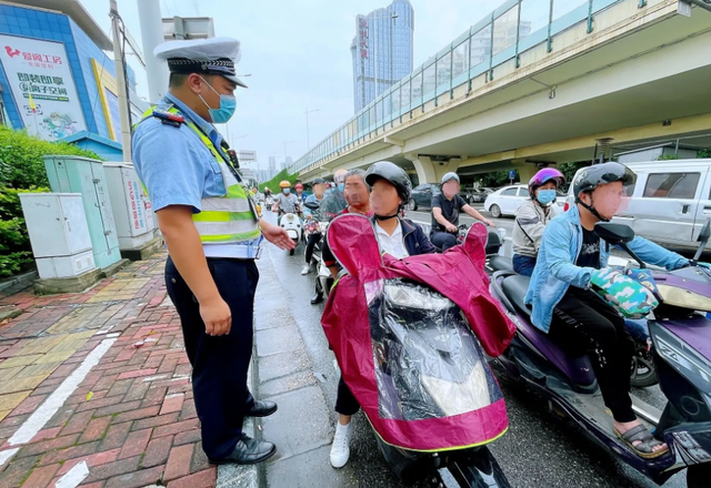 电动车罚款20怎么交，骑电动罚款20元怎么缴纳（12月电动车上路有新消息）