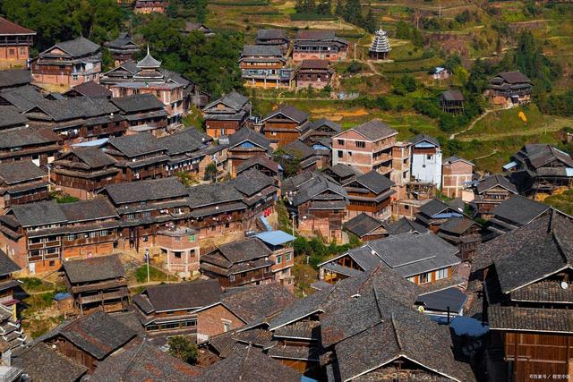 古寨吴氏家训，国内：古寨、古村落盘点