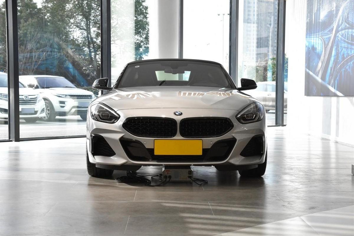 bmw z4敞篷跑车，宝马z4属于什么级别（50万左右就能买到的宝马敞篷车）