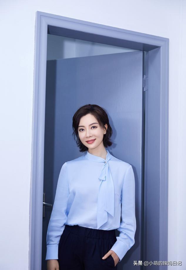 女生卷发适合什么发型，女生卷发适合什么发型图片（这5种“短烫发”更适合你）