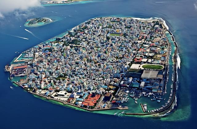 马尔代夫是哪个国家的城市，马尔代夫是哪个国家的领土（马尔代夫要造个完全\