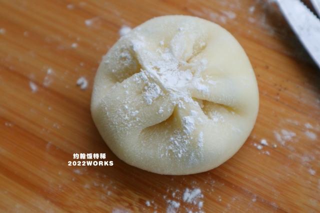 自己做蛋糕怎么做，蛋糕-自己在家做蛋糕（蛋糕店10块钱一个的“雪媚娘”）