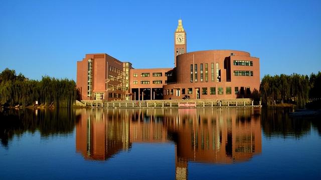 分不清大学还是学院？别被骗了