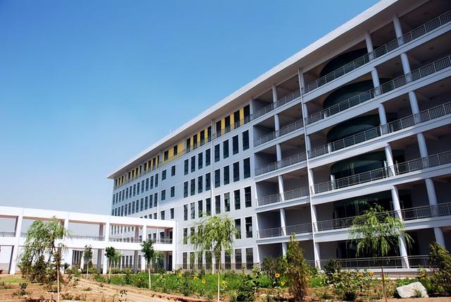 兰州财经大学是985还是211,兰州财经大学是985还是211大学(兰州的一所