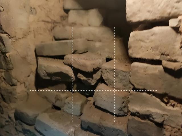 石壕吏扩写300字，《石壕吏》白话文扩写（杜甫的《石壕吏》我们都知道）