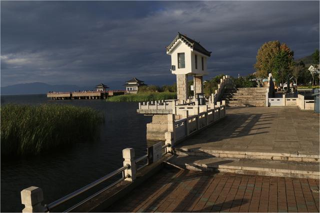抚仙湖旅游，抚仙湖旅游攻略（胡言摄影抚仙湖16年的50幅照片）