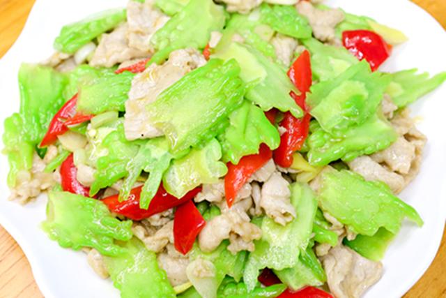 吃什么降火 三种降火蔬菜，吃什么降火（宁不吃肉也要吃这6道“降火菜”）