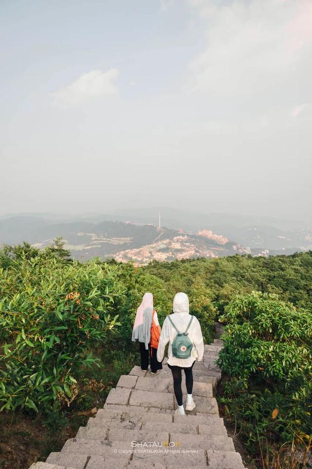 深圳大鹏湾旅游景点，深圳哪个旅游景点最好玩（登深圳753 米高梅沙尖）