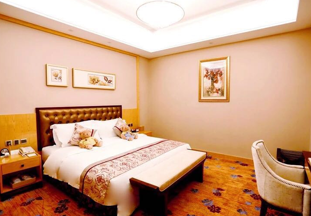 酒店一般几点退房，电竞酒店一般几点退房（为什么酒店退房在12点）