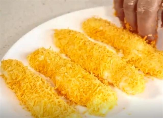 土豆蒸着吃的做法，土豆蒸着怎么吃（想不到居然那么好吃）