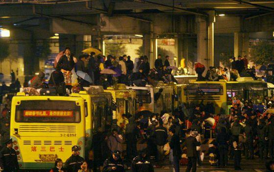 2008年南方雪灾，2008年南方雪灾带来的影响（南方雪灾——中国春运史上的惨痛经历）