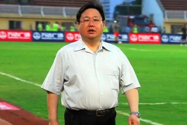 田海蓉老公徐明，田海蓉和老公结婚照（徐明：28岁成亿万富豪）