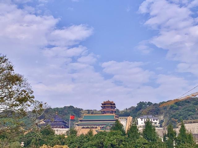 普陀山在哪里，普陀山在哪里坐船（走进普陀山）