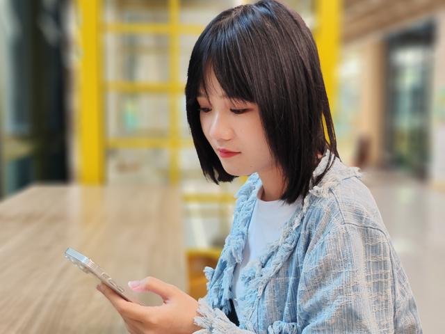 小米和vivo哪个好，小米和vivo手机优缺点对比（小米、OPPO、vivo三大拍照旗舰横评）