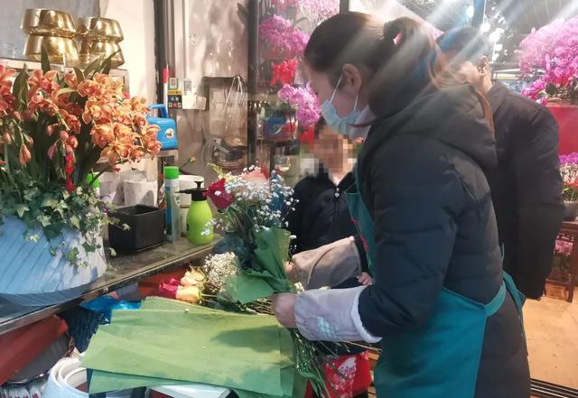 19支玫瑰是什么意思，19朵玫瑰代表什么意思（今年情人节有啥新“花”样）