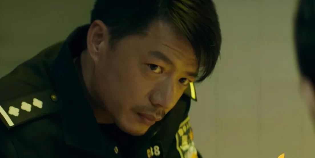 烈日灼心杀人案真相，烈日灼心凶手视频（原来辛小丰他们揽下所有罪行）