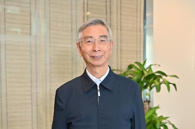 院士一年工资多少，一般院士一年工资多少（倪光南当院士每月工资1万多）