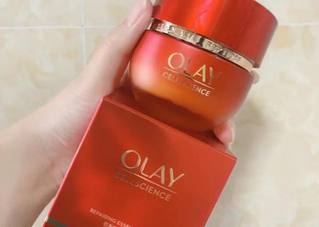 紧致抗皱护肤品排行榜，全球十大抗皱紧致排名（2023年热门“抗老面霜”排行榜）