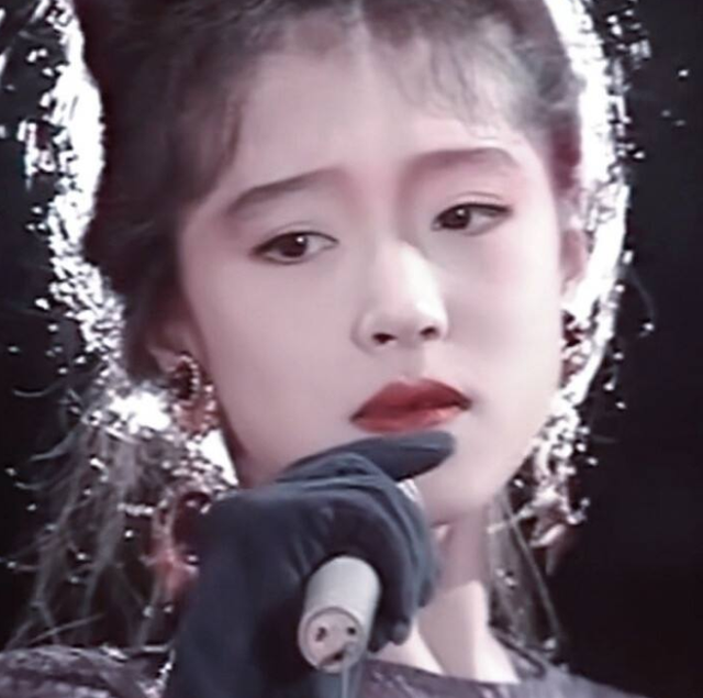 中森明菜：57岁不婚不育，被近藤真彦伤透了心，和父亲30年不联系