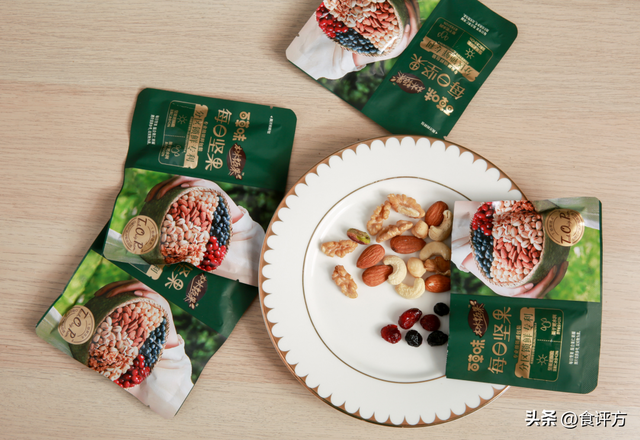 百草味零食加盟，百草味的商业模式（立足万亿休食赛道）