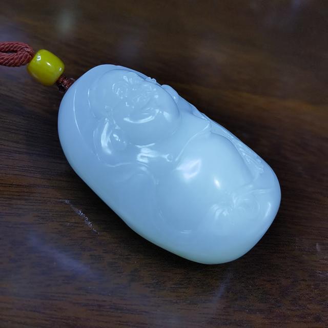 新疆和田玉鉴别，新疆和田玉鉴别方法（和田玉最简单的鉴别方法）